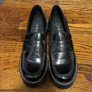 AQUA Black Women’s Loafers (6.5)